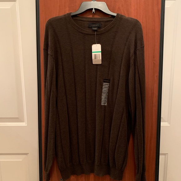 Axist Other - Men’s Axist Sweater Size Large Brown